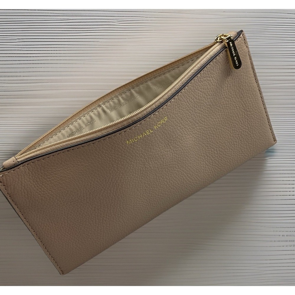Michael‎ Kors Pebbled Leather Zip Pouch Clutch Bag Gold Hardware Travel Cosmetic